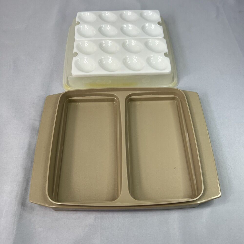 Vintage Original Tupperware Deviled Egg Carrier / Holder - Harvest Gold - Picture 7 of 10